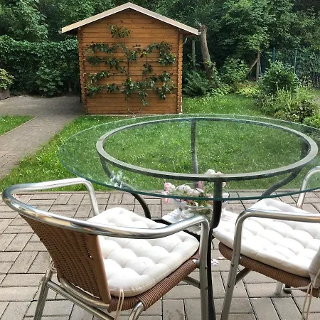 Tranquil Terrace Suite: Central Oasis with Parking Erfurt Exterior photo